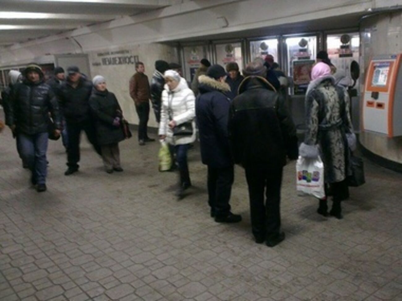 Пассажиров выпускают, но не впускаюn