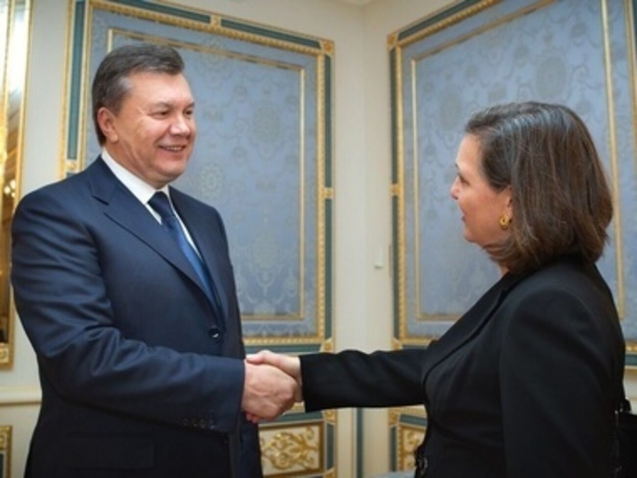 Нуланд встретилась с Януковичем