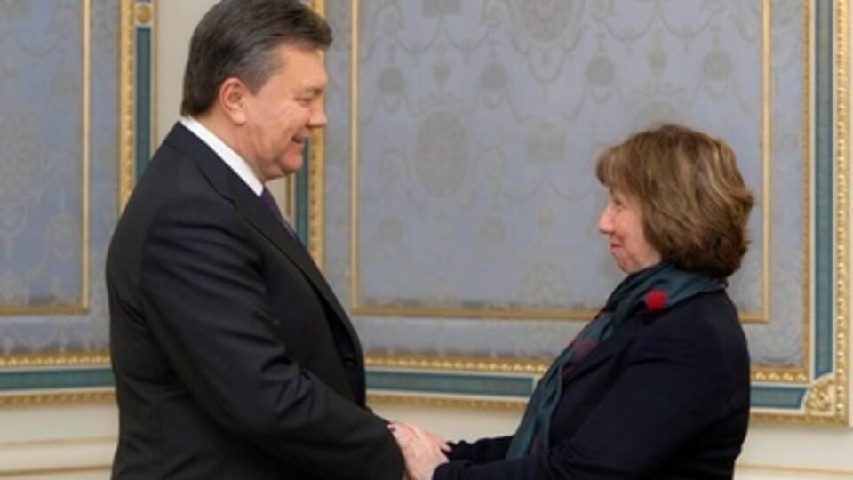 Эштон дважды встречалась с Януковичем
