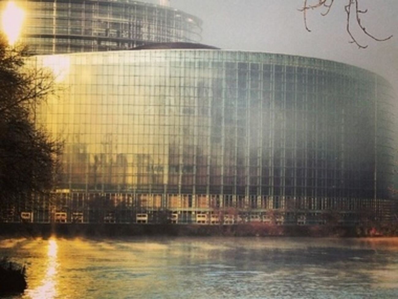 ЕП поддержал безвизовый режим с Украиной