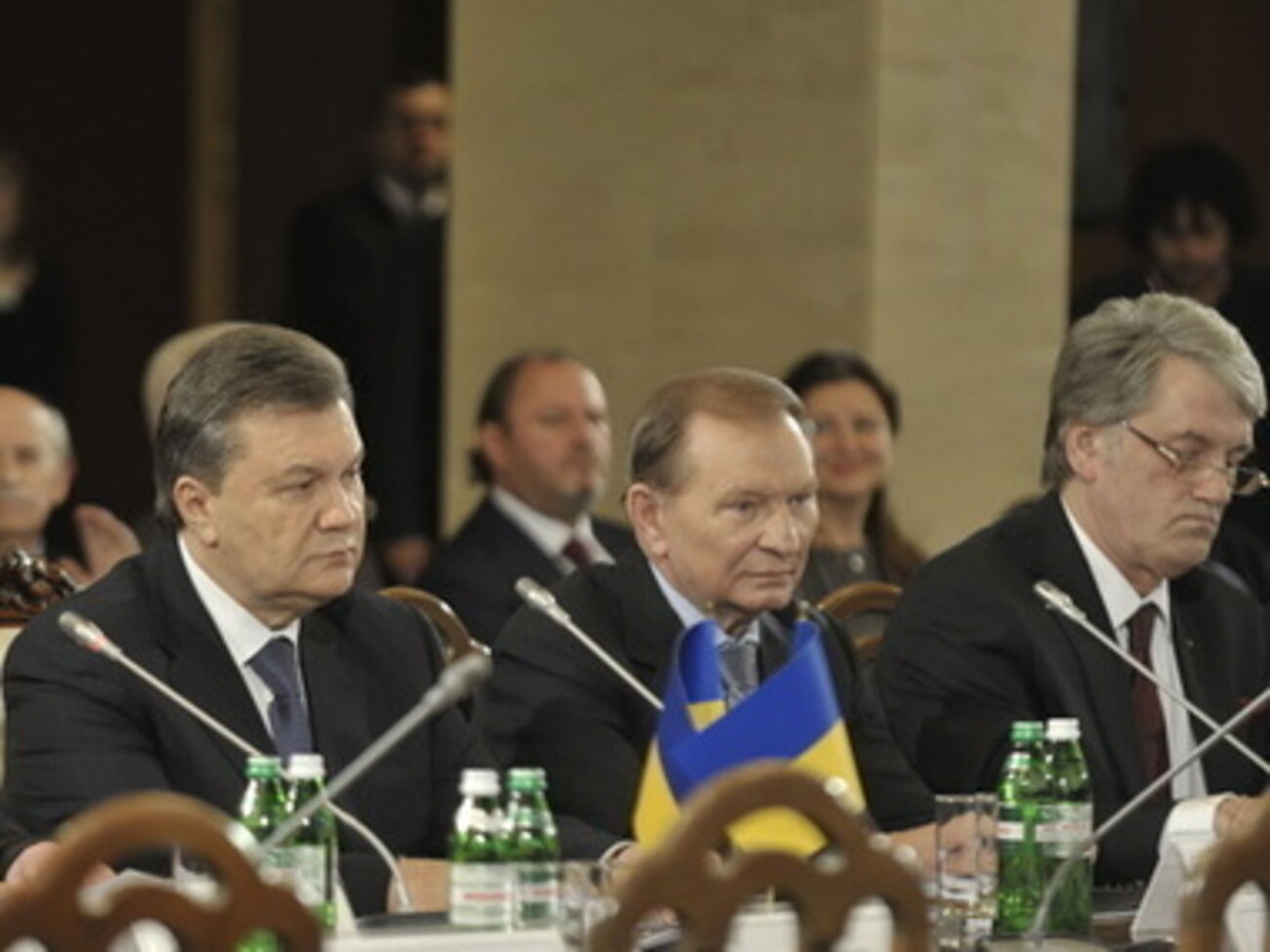 Виктор Ющенко участвовал в круглом столе Леонида Кравчука