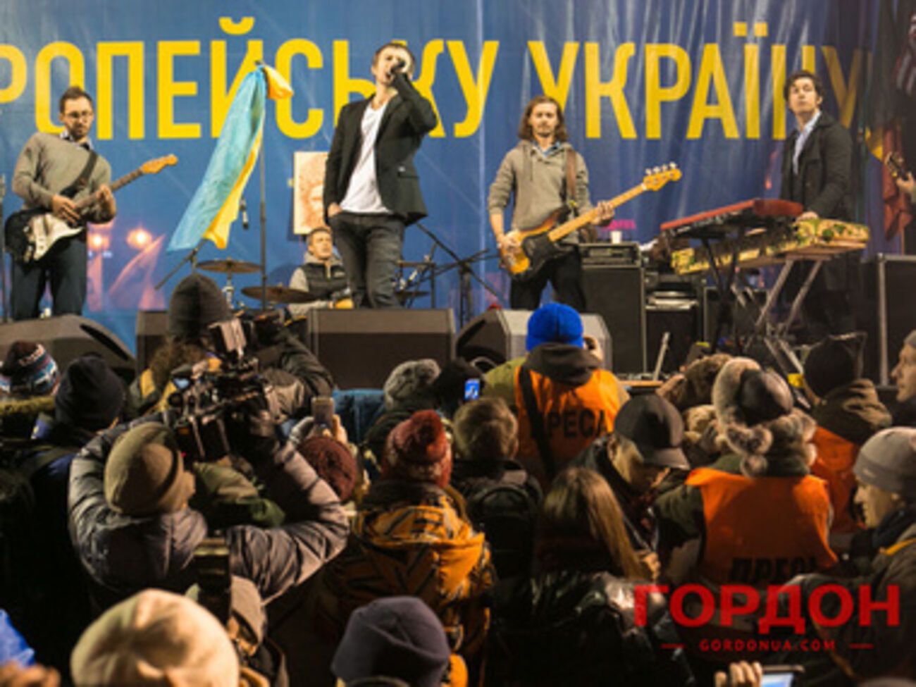 "Океан Ельзи" на Евромайдане: важные вещи объединяют. Фоторепортаж