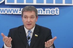 Депутат ждет завершения судов