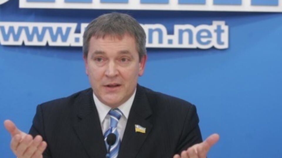 Депутат ждет завершения судов