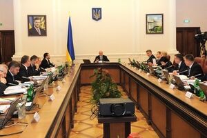 Клюева и Захарченко пока не тронут