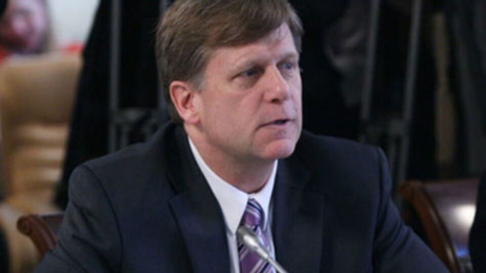 Макфол прокомментировал события в Киеве