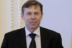 Виталий Кличко, Арсений Яценюк и Олег Тягнибок