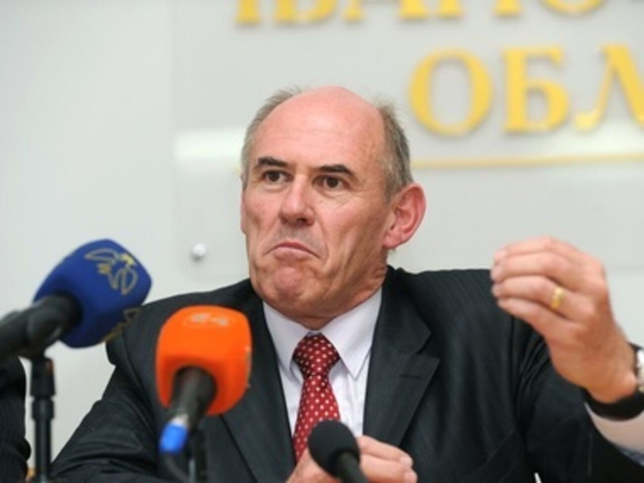 Романив надеется на помощь Запада