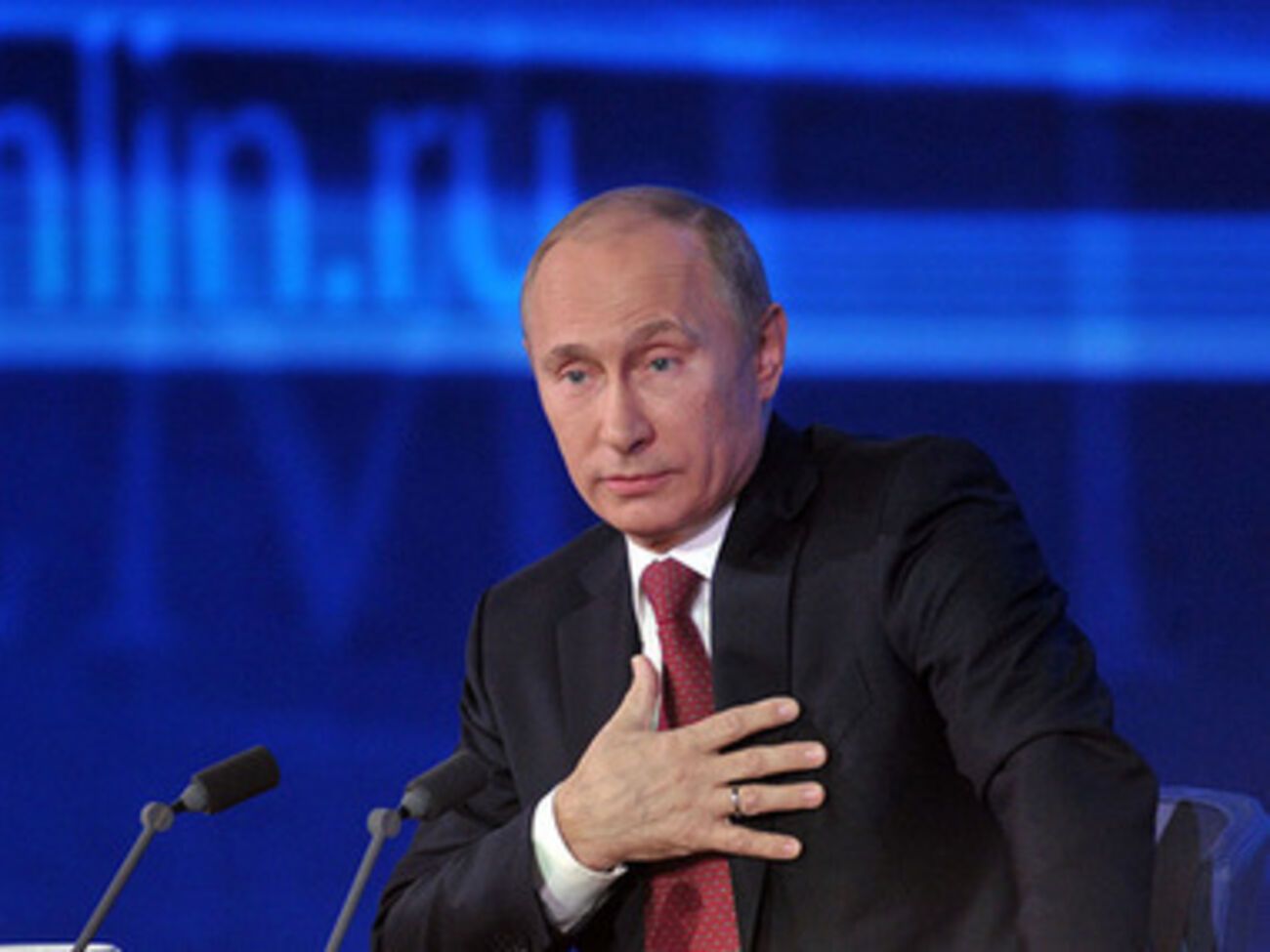 Путин отрицает связь с Евромайданом