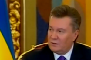 Янукович верит в скидку