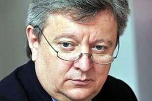 Роман Шпек