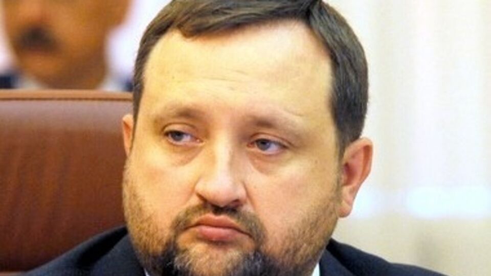 Арбузов намерен все сделать "быстренько"