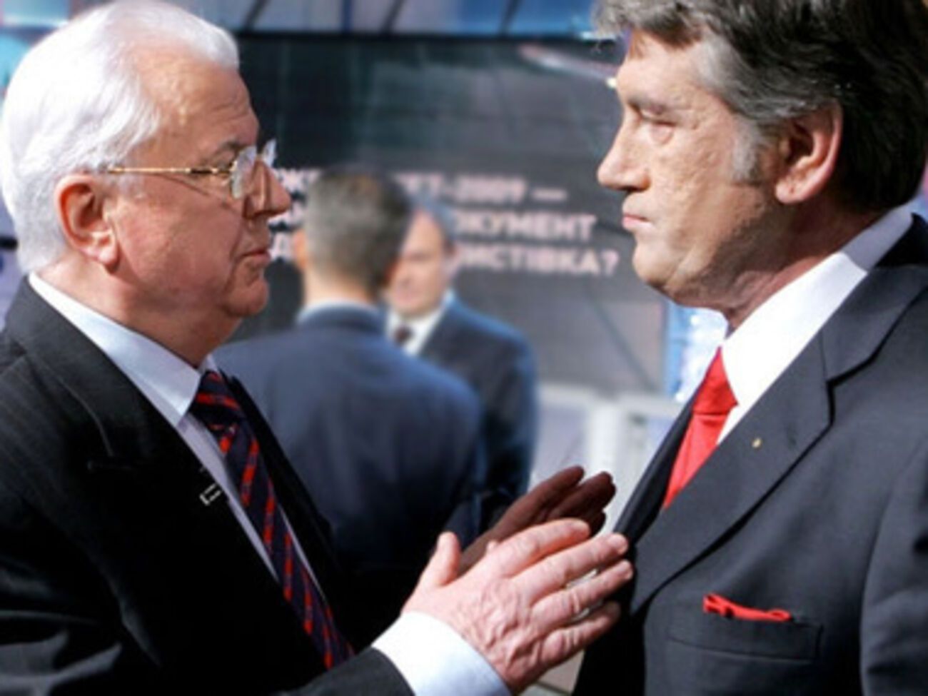 Кравчук не верит в версию Ющенко