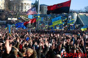 Майдан решил стоять до победы. Фоторепортаж