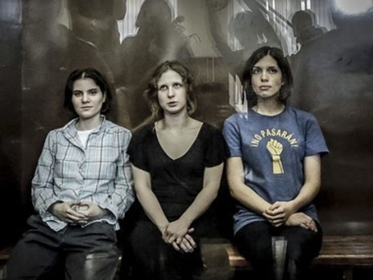 Две участницы Pussy Riot освобождены