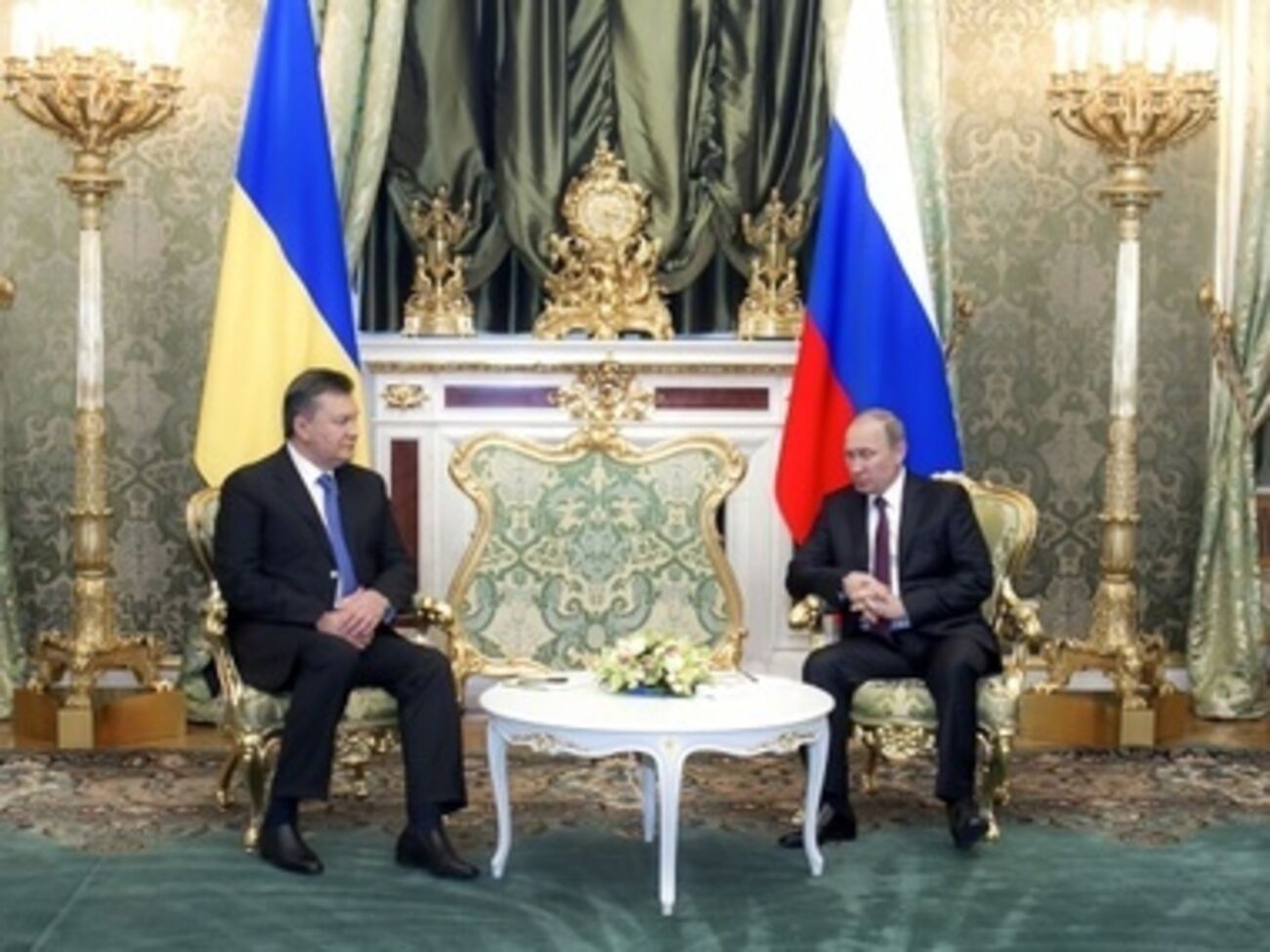 Янукович и Путин во время встречи в Москве