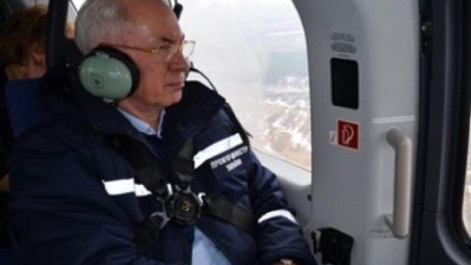 Николай Азаров летит в Москву во вторник