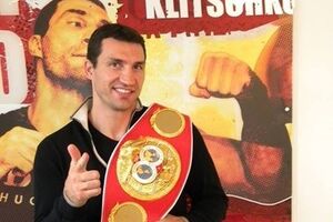 Кличко-мл. вызывает британца на бой