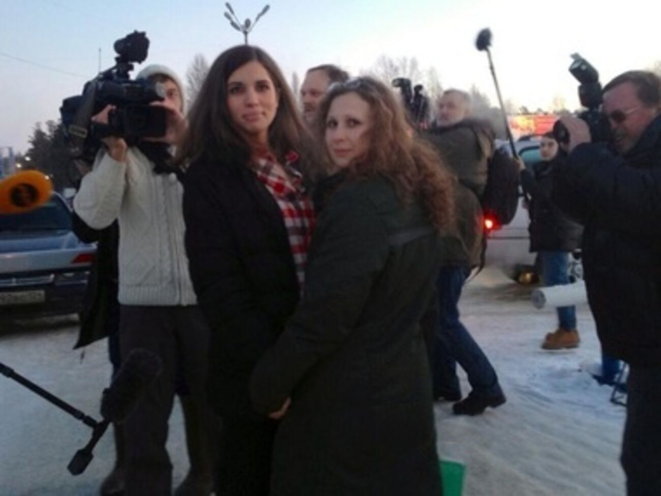 Надежда и Мария встретились, после полутора лет тюрьмы