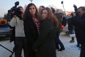 Надежда и Мария встретились, после полутора лет тюрьмы