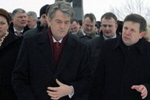 У машины полностью выгорел салон