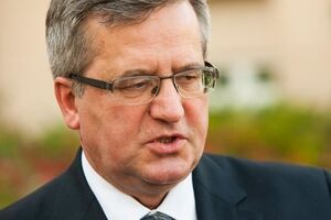 Бронислав Коморовский