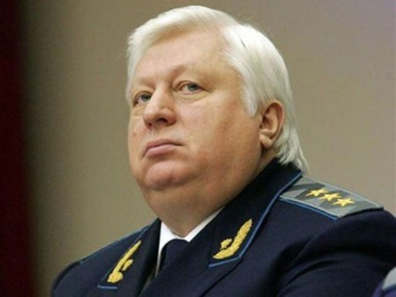 Пшонка обещает взять расследование под личный контроль