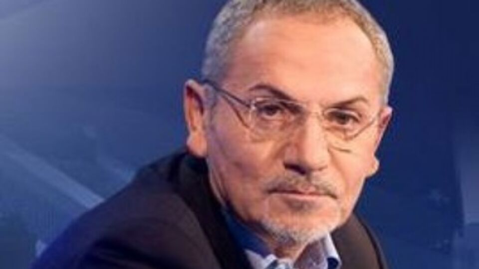 Журналист Савик Шустер