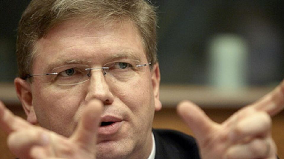 Фюле: ЕС призывает Турцию объективно расследовать коррупционный скандал