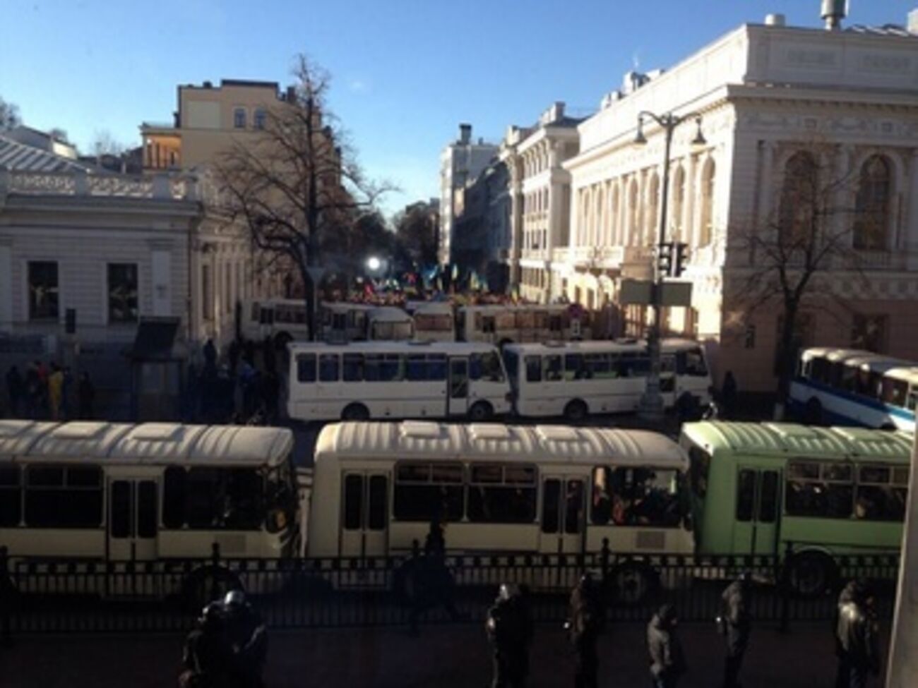 Возле Рады организовано милицейское оцепление