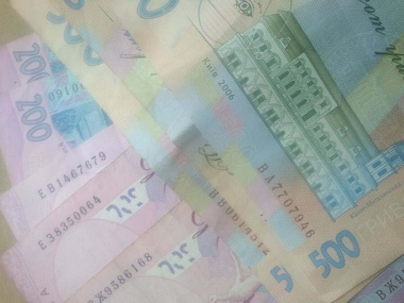 С 1 января госучреждения и бизнес-структуры будут меньше платить за тепло