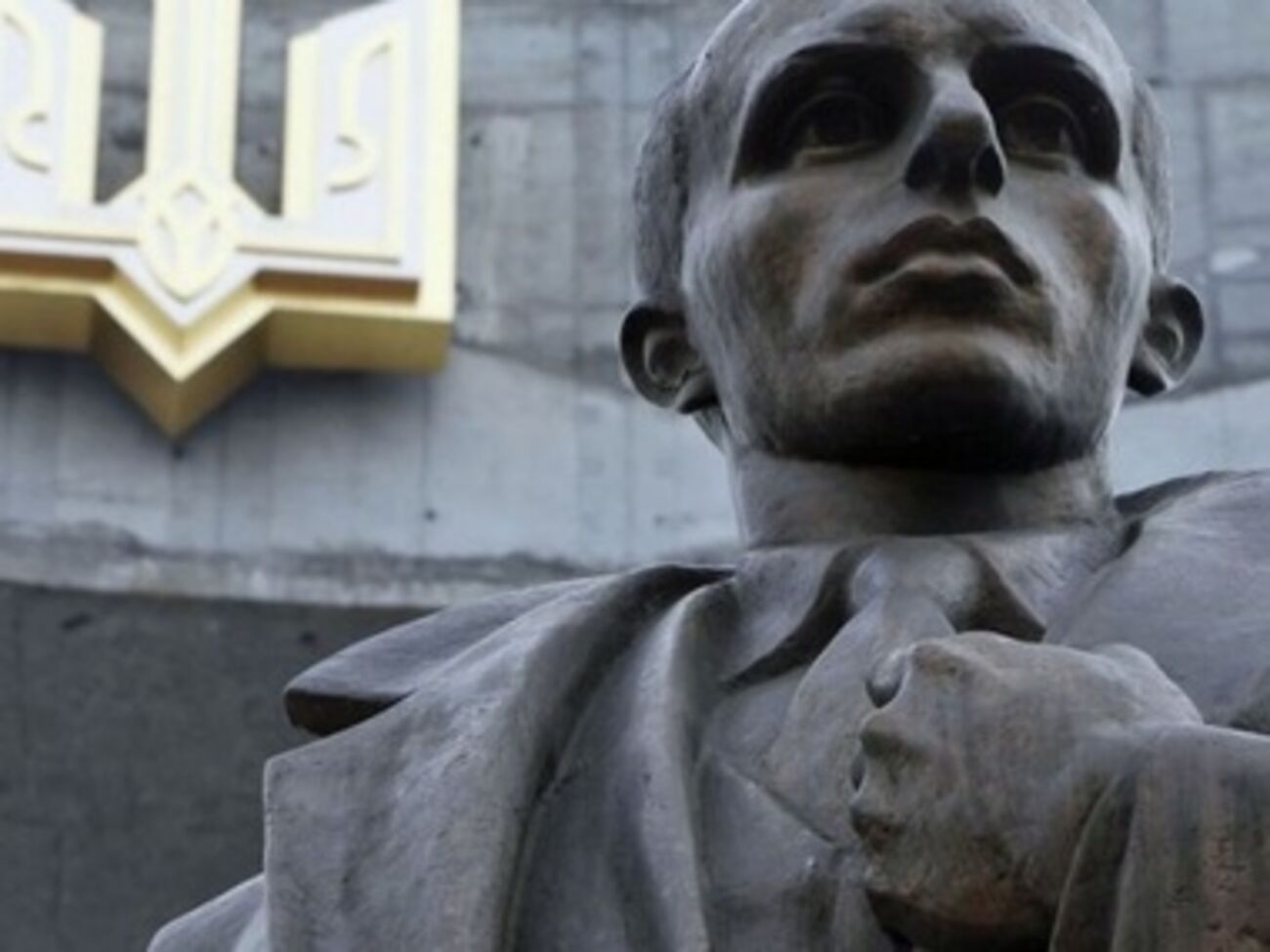 Памятник Бандере