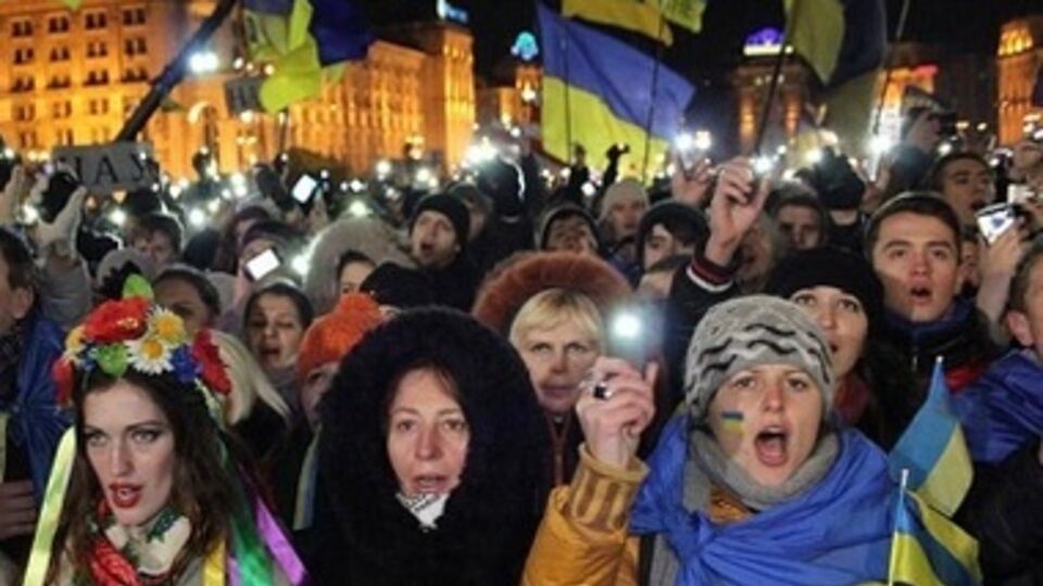 Евромайдановцы просят о помощи