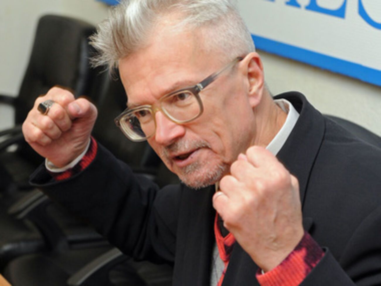 Эдуард Лимонов