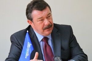Кузьмук назвал оппозицию реваншистами