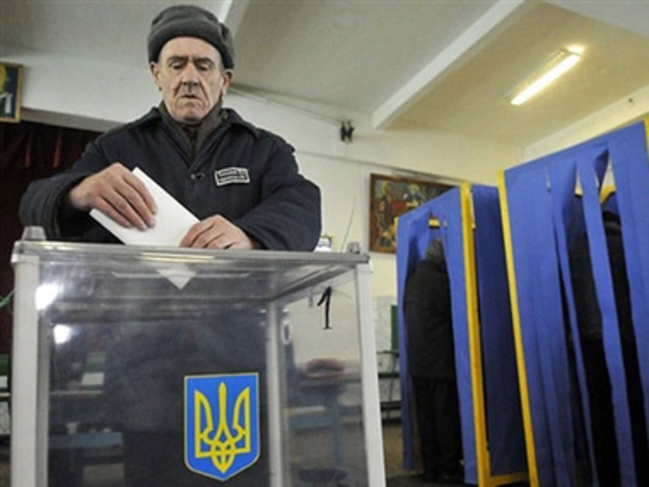 Оппозиция настаивает на переформатировании власти