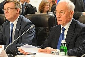 Николай Азаров