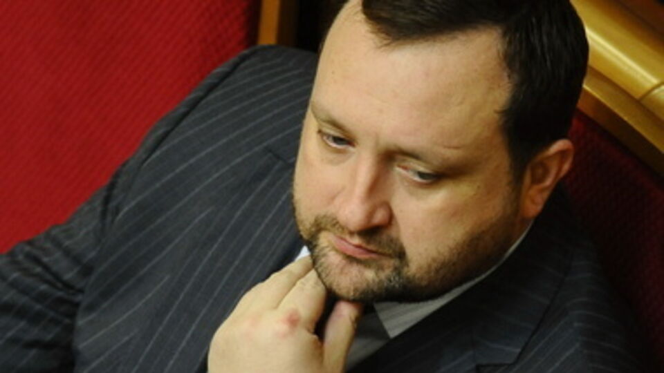 Арбузов грозит отстутствием бюджета