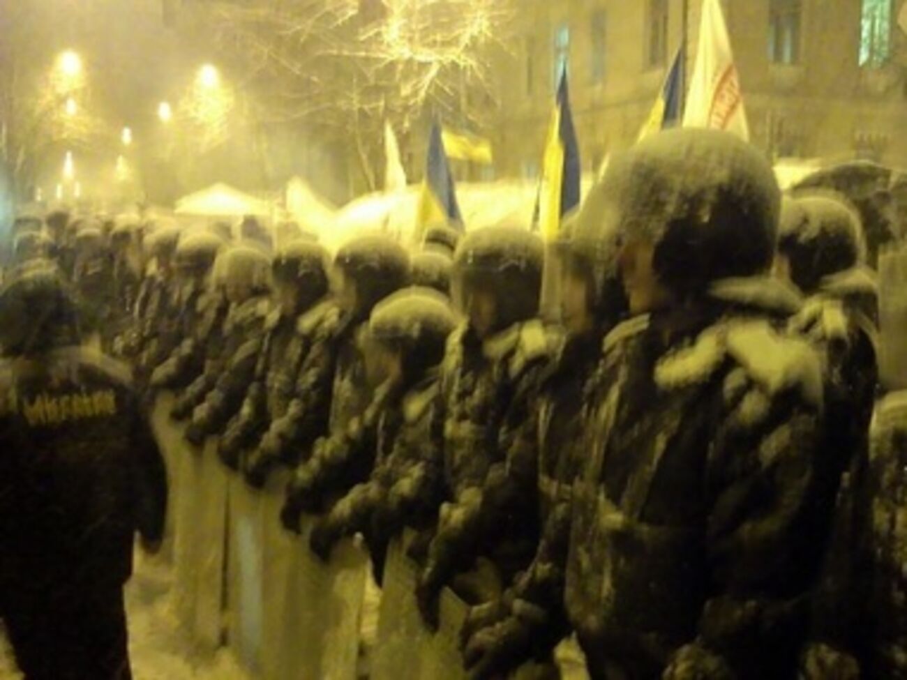 Силовики в Крепостном переулке