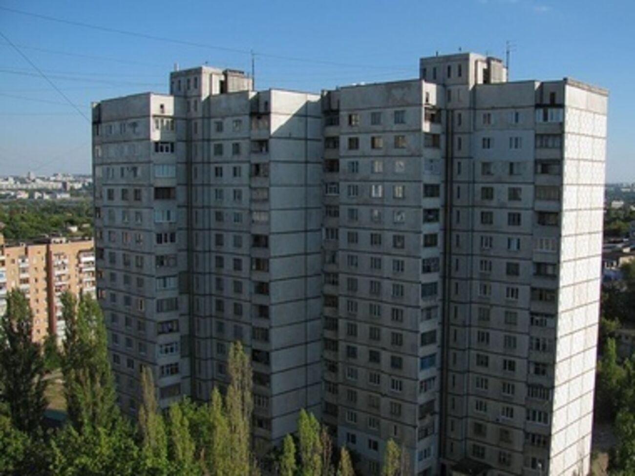 Налог на недвижимость вступил в действие