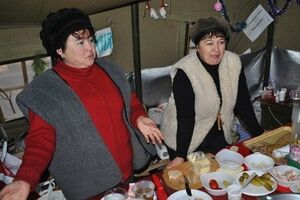 Салат приготовили волонтеры