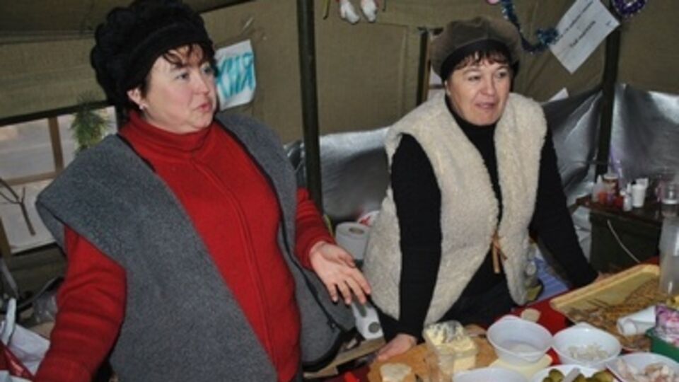 Салат приготовили волонтеры