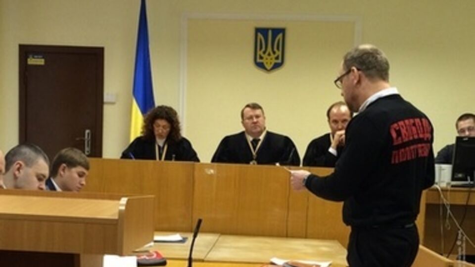 Власенко обвиняют в избиении экс-жены