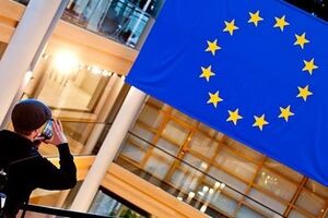 В Киев прилетят 12 евродепутатов