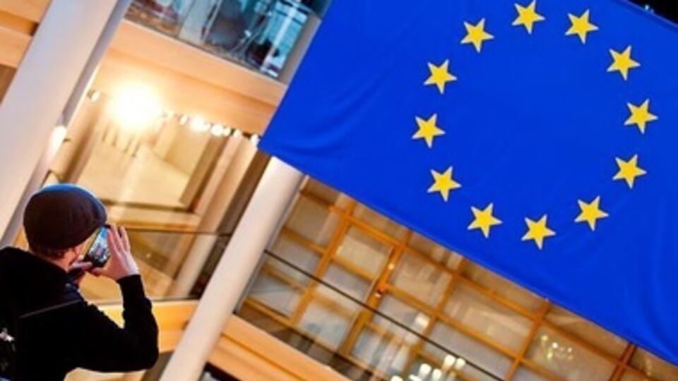 В Киев прилетят 12 евродепутатов