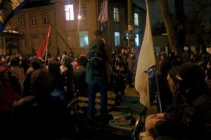 Митинг под судом