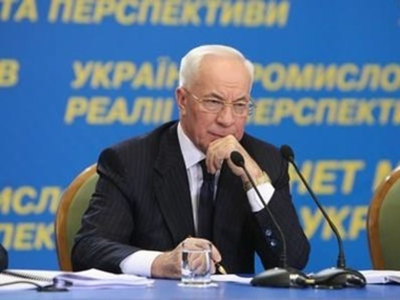 Премьер советует делать полезную работу