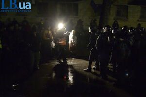 В столкновениях пострадало 5 человек