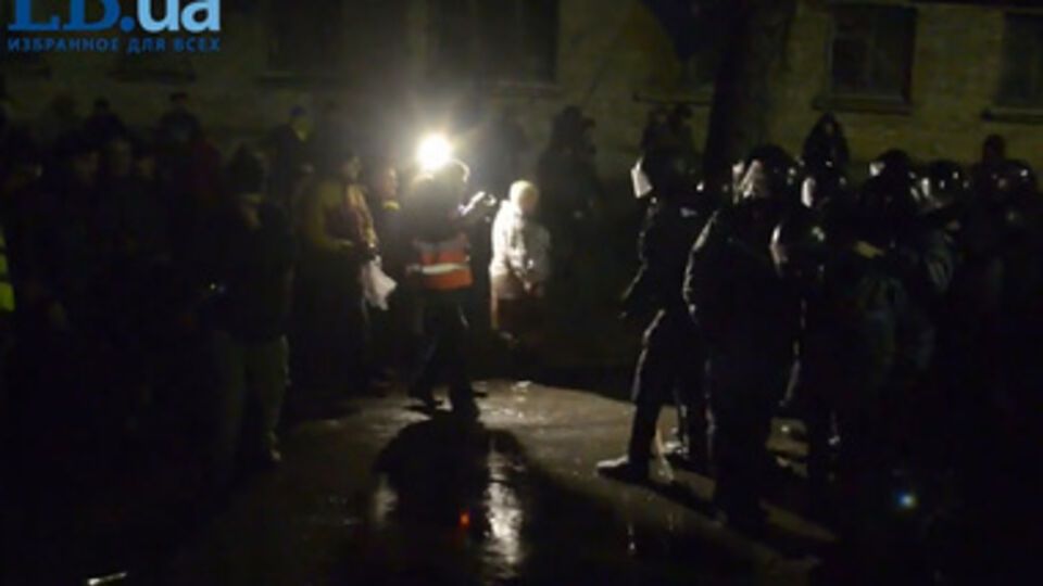 В столкновениях пострадало 5 человек