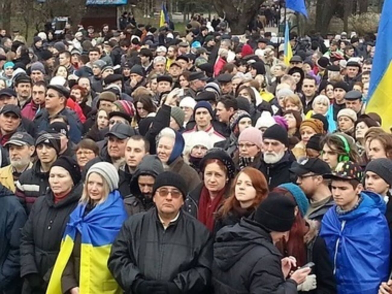 Форум евромайданов переехал в храм